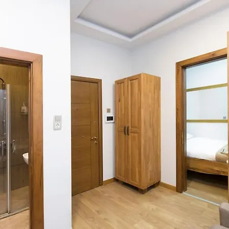 Bright 1 Bedroom Flat W/ac In Cihangir Provincia di Istanbul