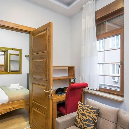 Appartamento Bright 1 Bedroom Flat W/ac In Cihangir Provincia di Istanbul