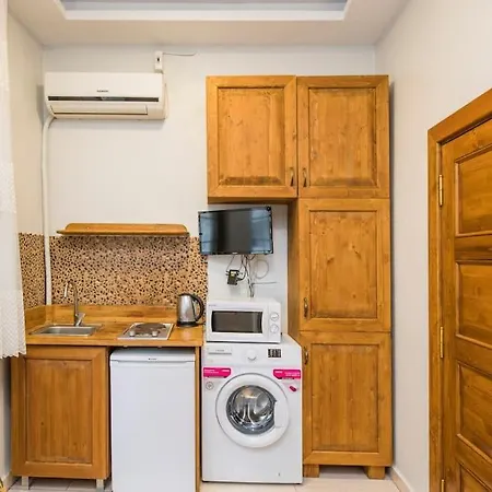 Bright 1 Bedroom Flat W/ac In Cihangir Apartament *